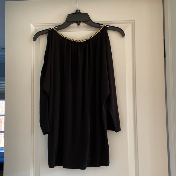 Black women’s top with gold neckline - Picture 2 of 6